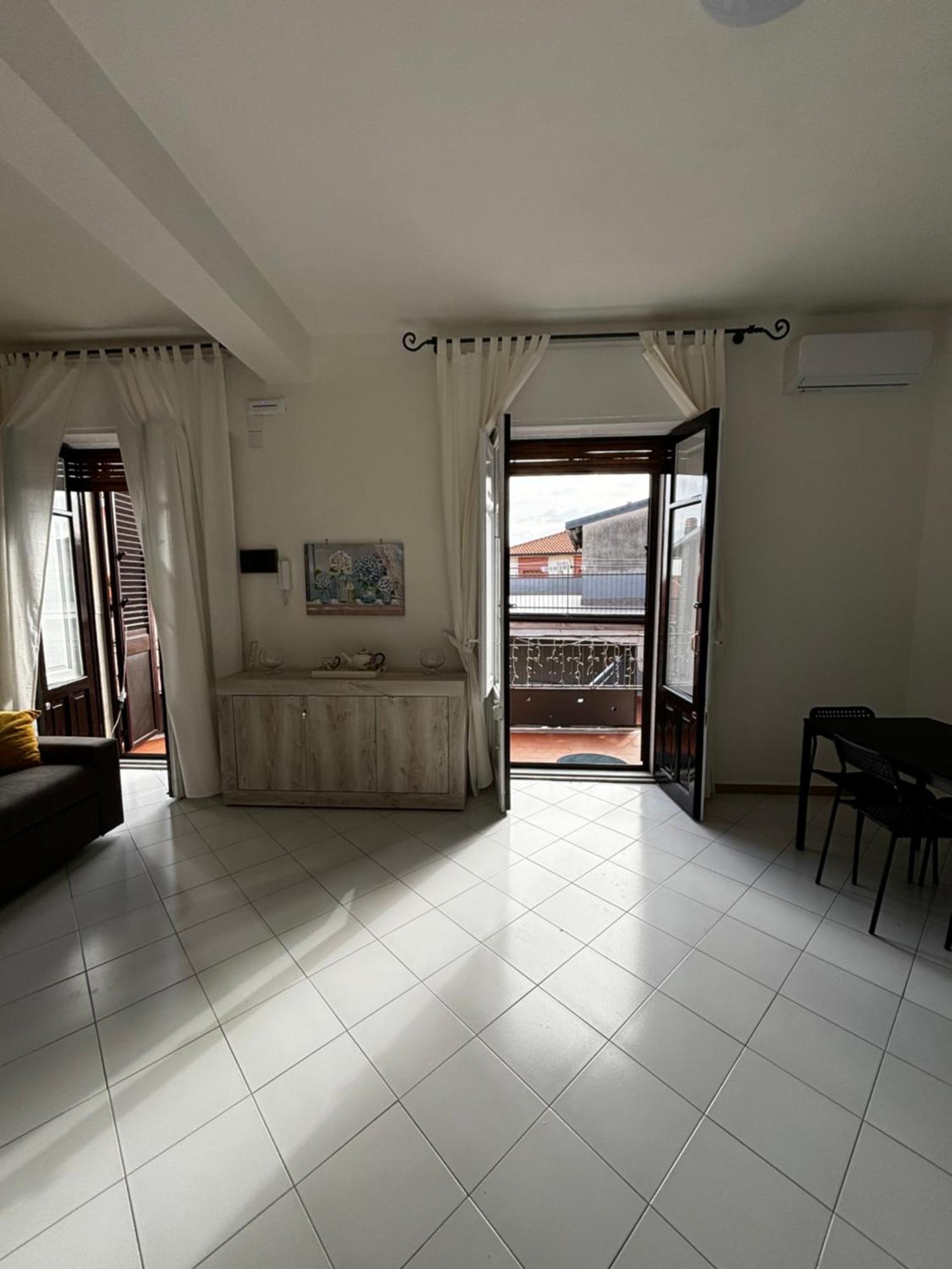Villa Casa Francesca Nicolosi Exterior foto